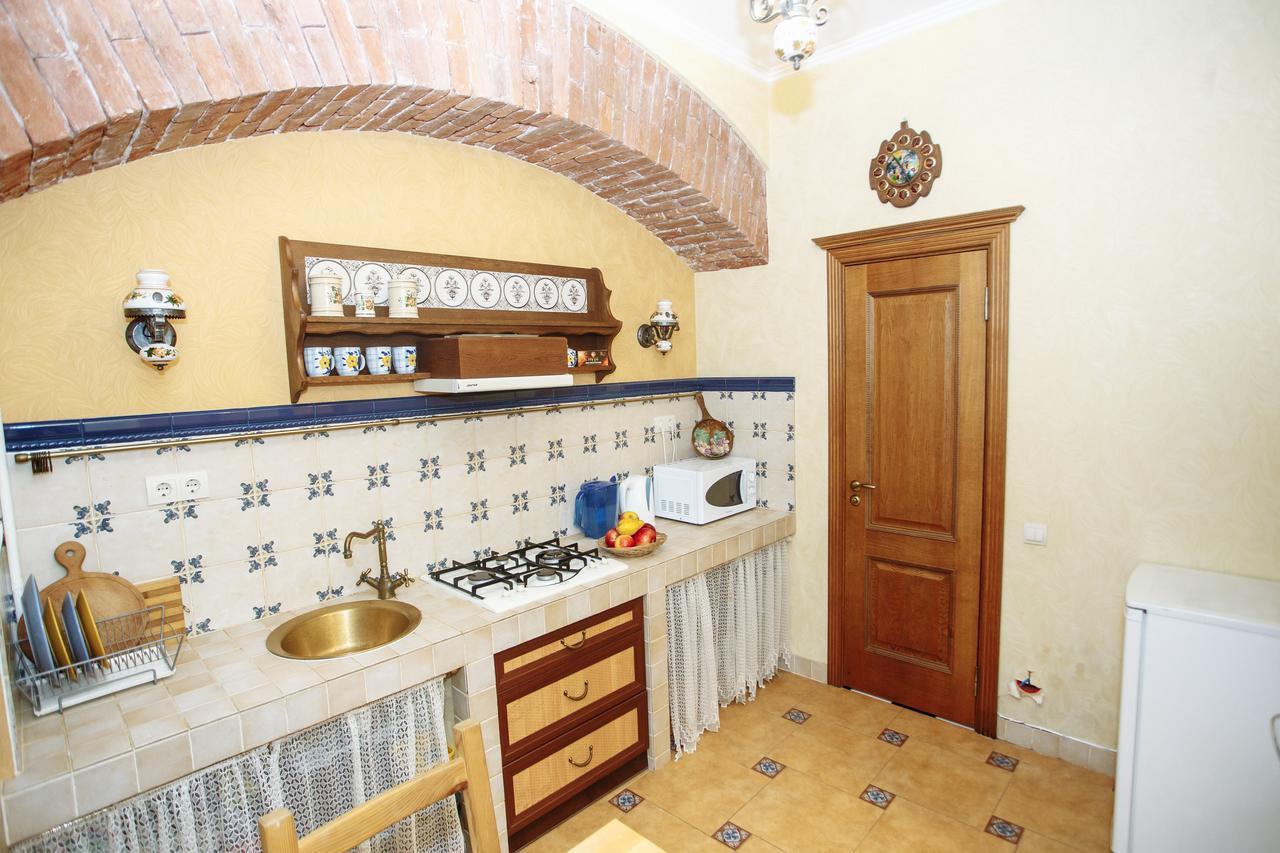 Ferienwohnung Halytska Lemberg Exterior foto