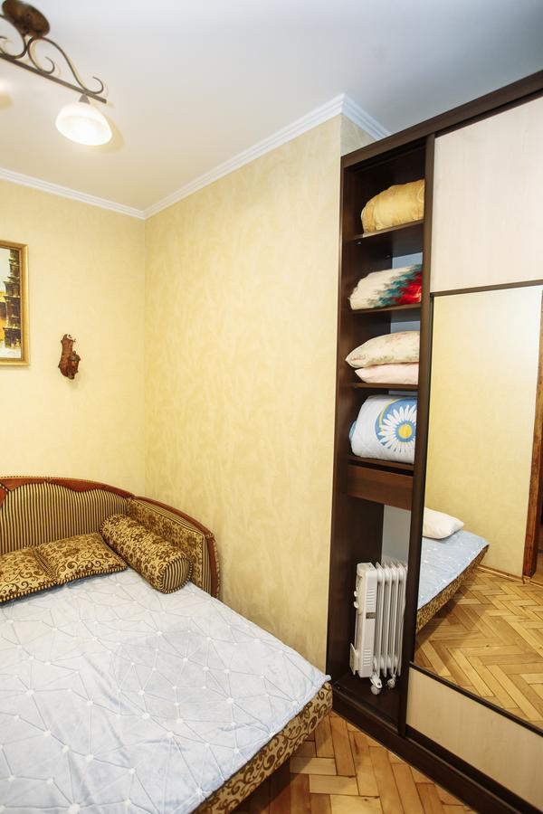 Ferienwohnung Halytska Lemberg Exterior foto