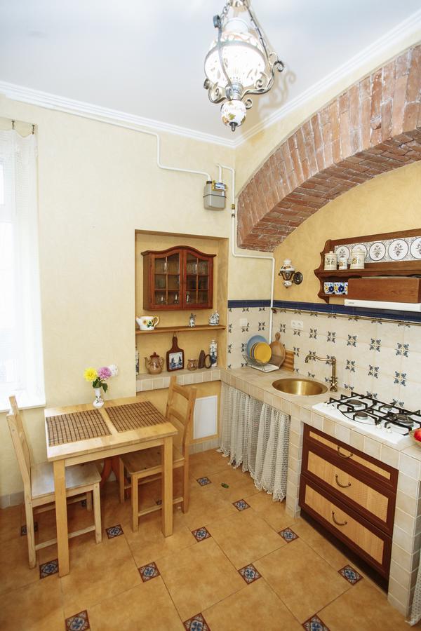 Ferienwohnung Halytska Lemberg Exterior foto